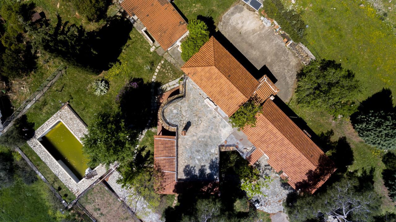 Terracotta Villa Delphi